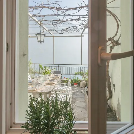 Giuliano's House - Amazing View By Rent 빌라